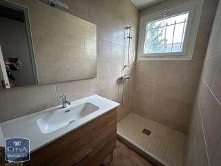  Maison à louer 4 pièces 77 m²