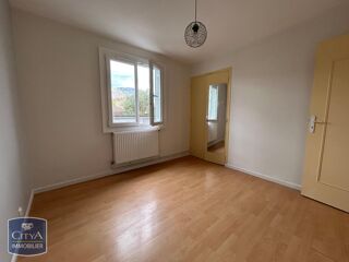  Appartement à louer 3 pièces 57 m²