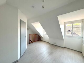  Appartement à louer 2 pièces 34 m²