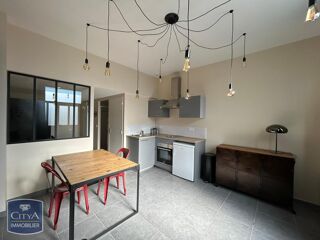 Appartement à louer 2 pièces 27 m²