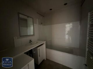  Appartement à louer 2 pièces 49 m²