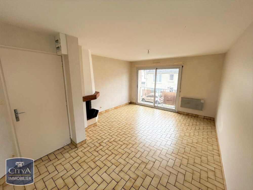 À LOUER : Appartement T1 situé à Cholet, dans le secteur....
