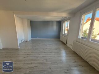  Appartement à louer 4 pièces 89 m²