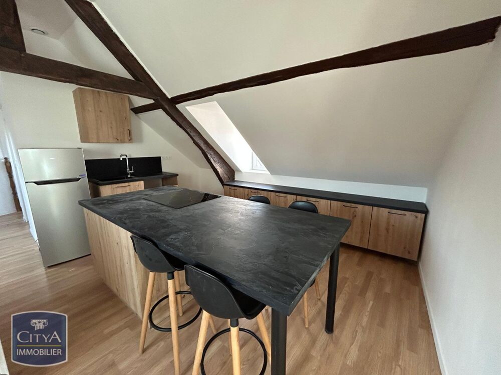 À LOUER : Appartement T3 situé à Saint-Quentin. Ce bien ....