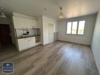  Appartement à louer 2 pièces 33 m²