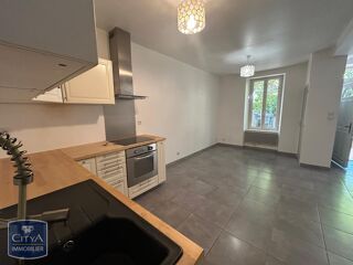 Appartement à louer 3 pièces 51 m²