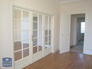  Appartement à louer 4 pièces 68 m²