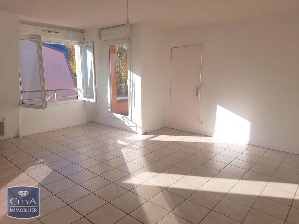 location Appartement - 2 pièce(s) - 54 m² Saint-Quentin (02100)