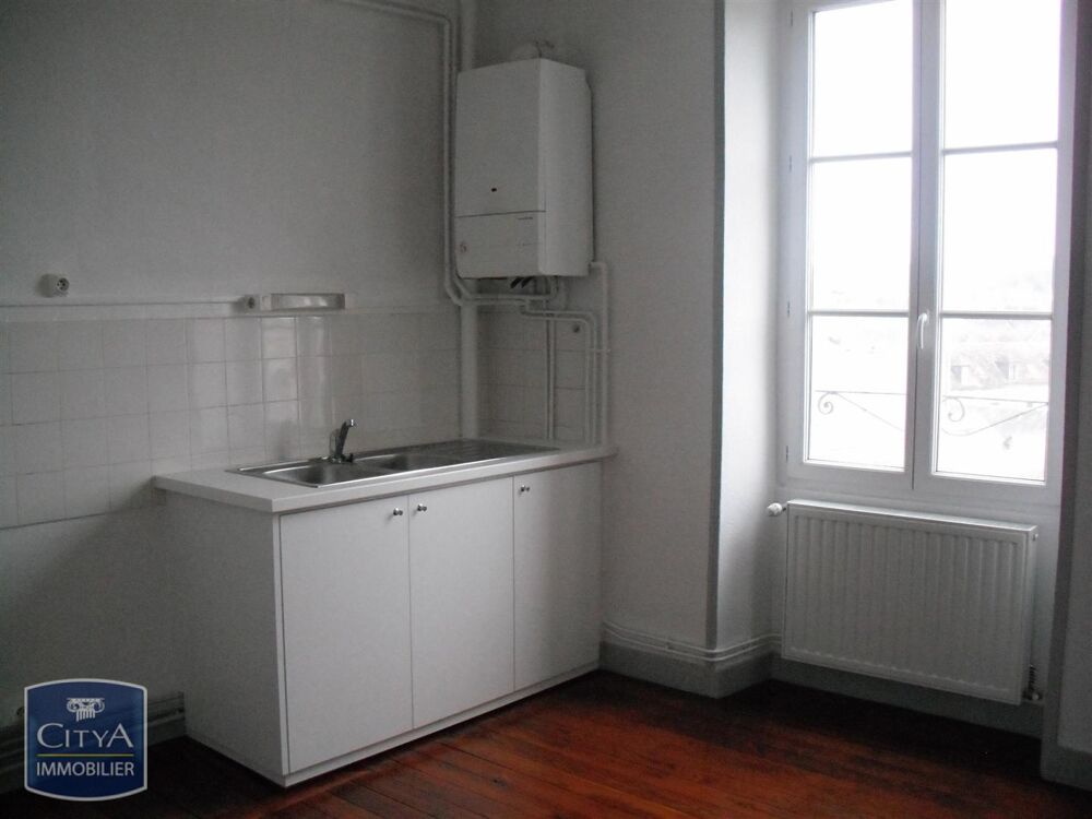 À LOUER : Découvrez ce charmant appartement T1 situé au ....