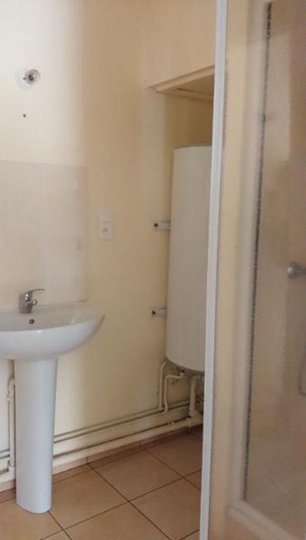 location Appartement - 3 pièce(s) - 64 m² Saint-Bonnet-le-Château (42380)