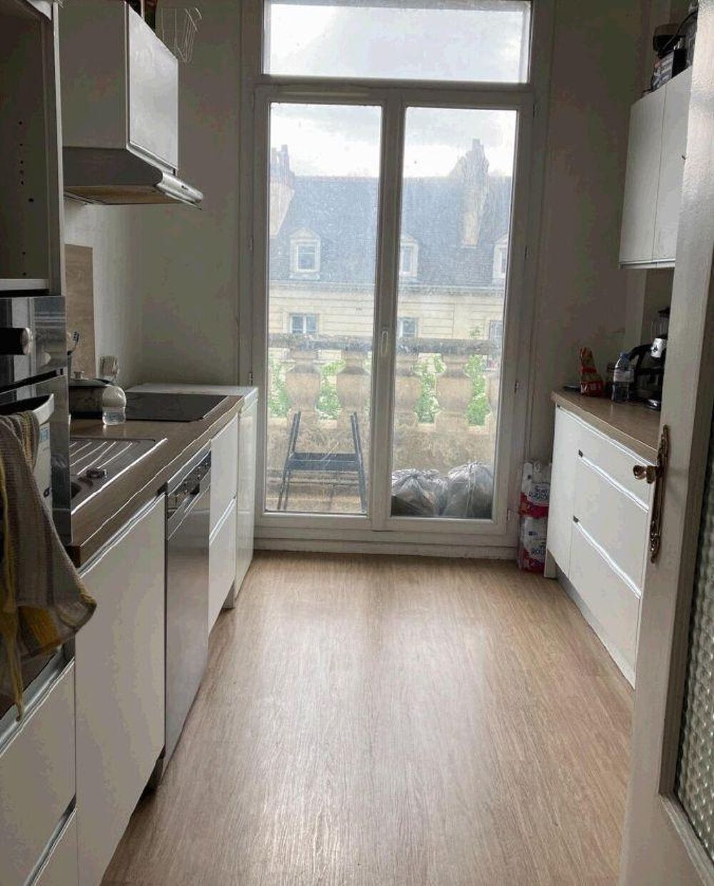 Centre Ville - À LOUER : Appartement T3 situé dans le qu....