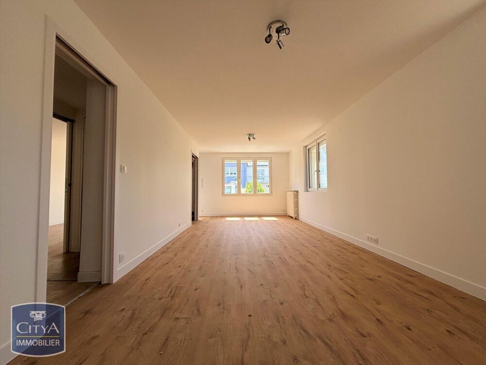 À LOUER : Maison T6 à Saint-Nazaire, située dans un quar....
