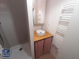  Appartement à louer 2 pièces 37 m²
