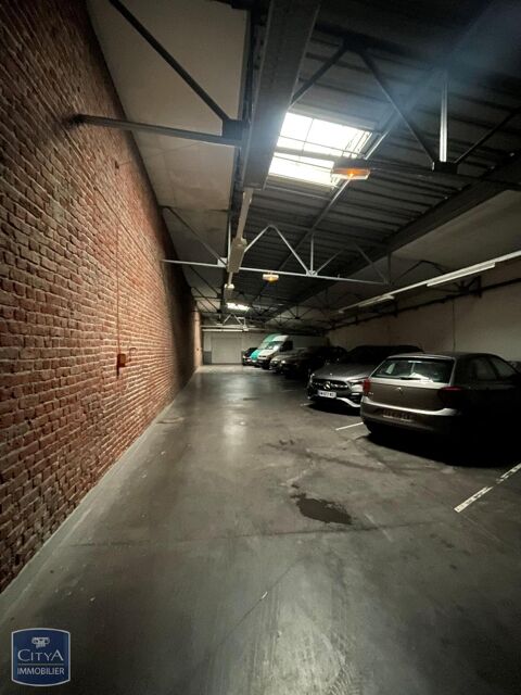  Parking / Garage � louer 