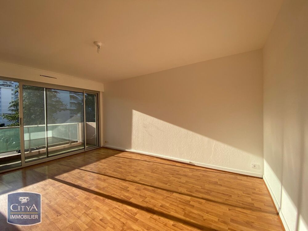 location Appartement - 2 pièce(s) - 49 m² Chambéry (73000)