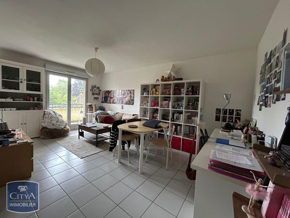 location Appartement - 2 pièce(s) - 47 m² Saint-Amand-Montrond (18200)