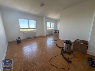  Appartement � louer 4 pi�ces 77 m�