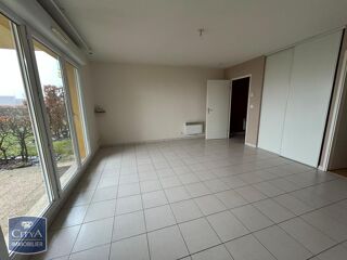  Appartement à louer 2 pièces 47 m²