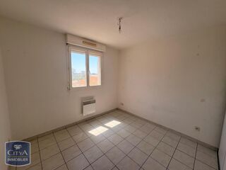 Appartement à louer 3 pièces 84 m²