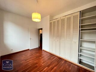  Appartement à louer 2 pièces 42 m²
