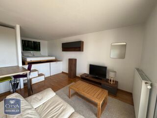  Appartement à louer 1 pièce 42 m²