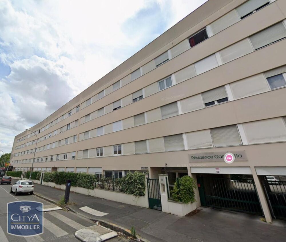 À LOUER ! Découvrez cet appartement T1 situé dans la cha....