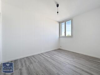 Appartement à louer 3 pièces 66 m²