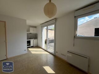  Appartement à louer 1 pièce 23 m²
