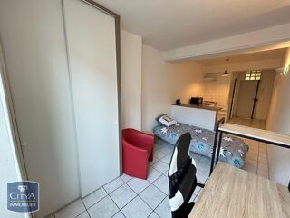  Appartement à louer 1 pièce 21 m²