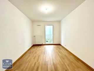  Appartement à louer 3 pièces 68 m²