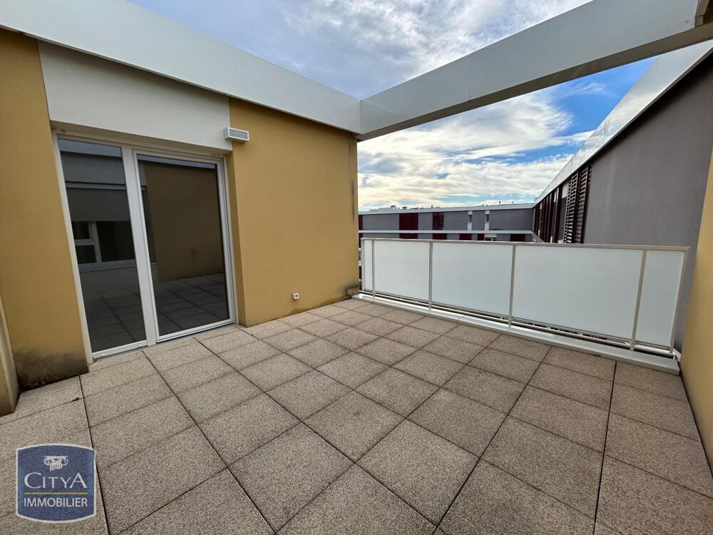 À louer sur la commune de MONTEUX, un appartementT3 de 8....