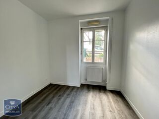  Appartement à louer 3 pièces 60 m²