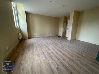  Appartement à louer 1 pièce 32 m²