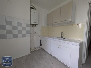  Appartement à louer 4 pièces 75 m²