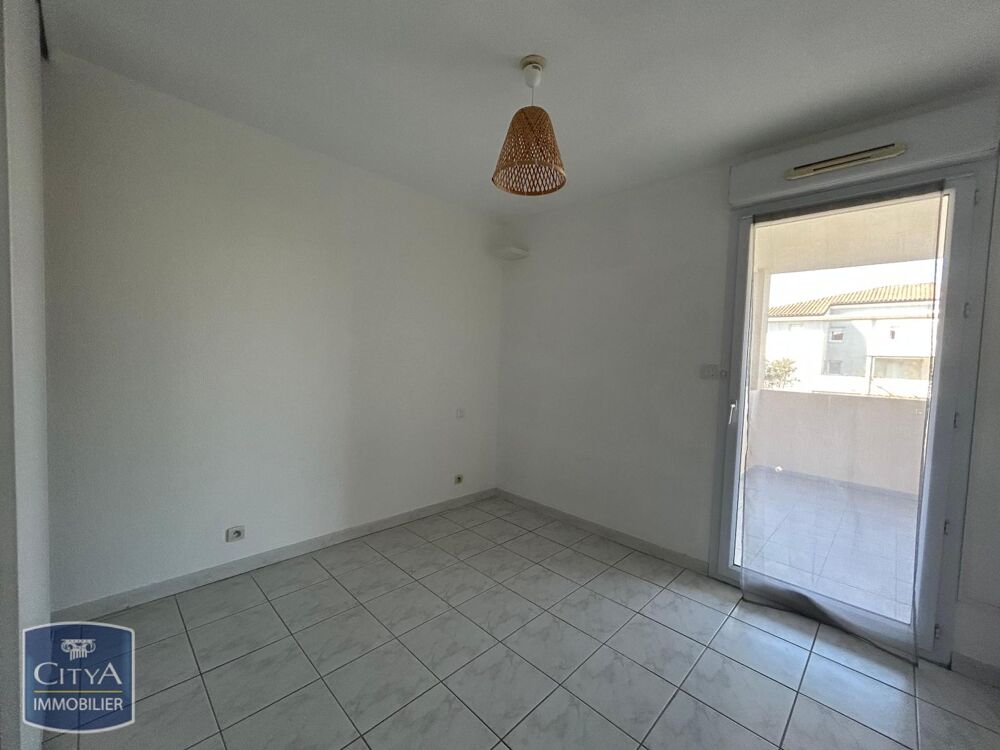 À LOUER : Appartement CLIMATISE T2 moderne à Orange, dan....