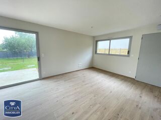 location Maison - 5 pièce(s) - 122 m² Changé (72560)