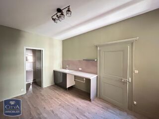  Appartement à louer 2 pièces 55 m²