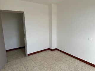  Appartement � louer 4 pi�ces 79 m�