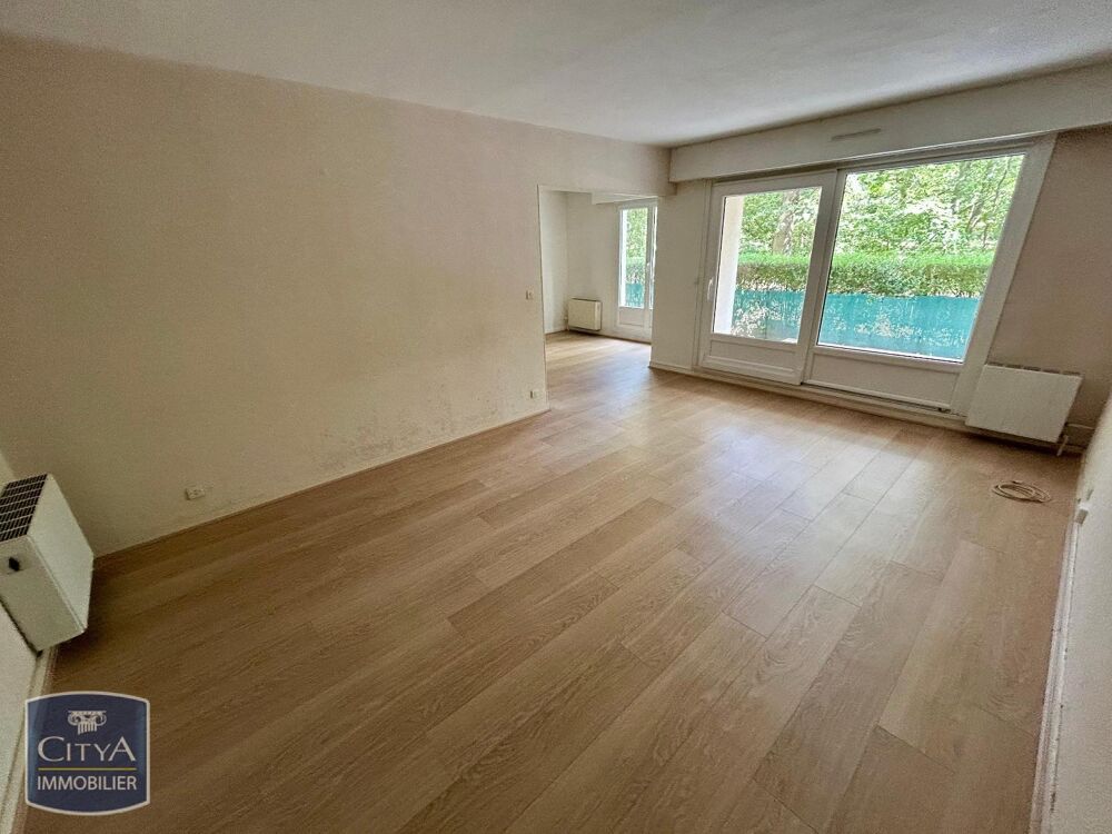 À LOUER : Appartement T5 situé à Maurepas, dans le dépar....