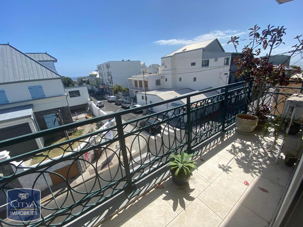 location Appartement - 3 pièce(s) - 75 m² Saint-Denis (97400)