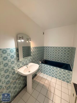  Appartement à louer 3 pièces 72 m²