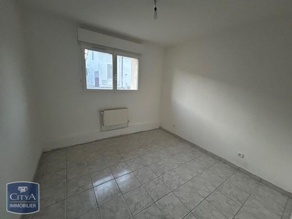 À LOUER : Appartement T5 à Mehun-sur-Yèvre Découvrez cet....