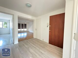  Appartement à louer 3 pièces 69 m²