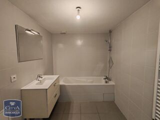  Appartement à louer 1 pièce 34 m²