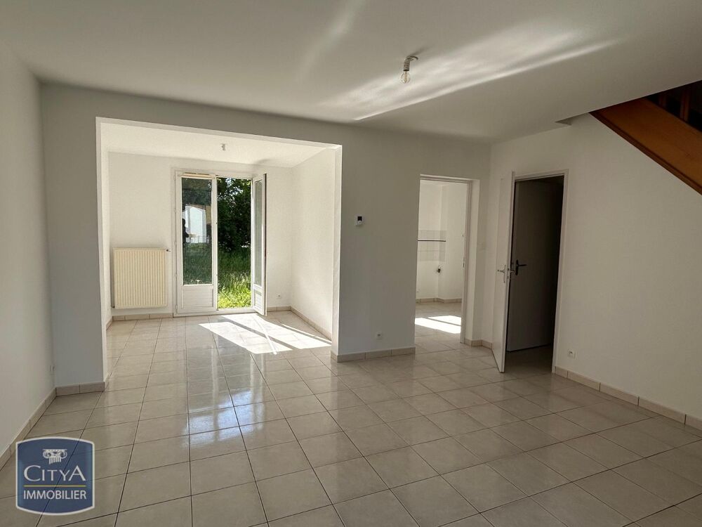 EXCLUSIVITE - PAS DE FRAIS D'AGENCE ! À LOUER : Maison T....