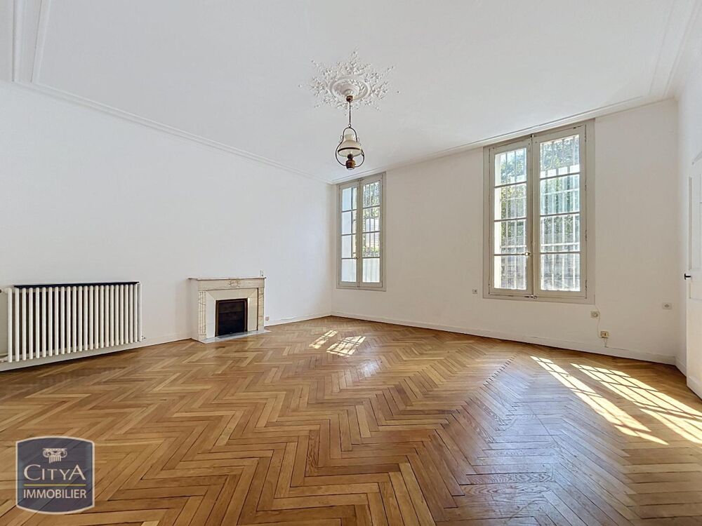location Appartement - 2 pièce(s) - 78 m² Nîmes (30000)