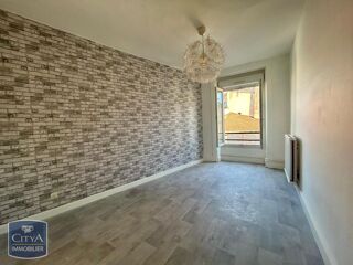  Appartement à louer 3 pièces 96 m²