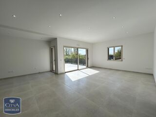  Appartement à louer 3 pièces 102 m²