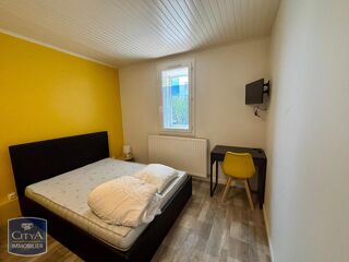  Appartement à louer 4 pièces 85 m²