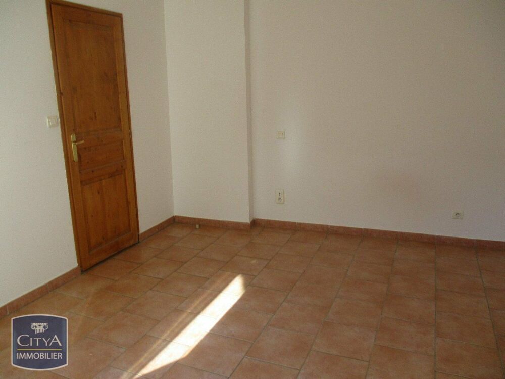 location Appartement - 2 pièce(s) Nimes (30900)